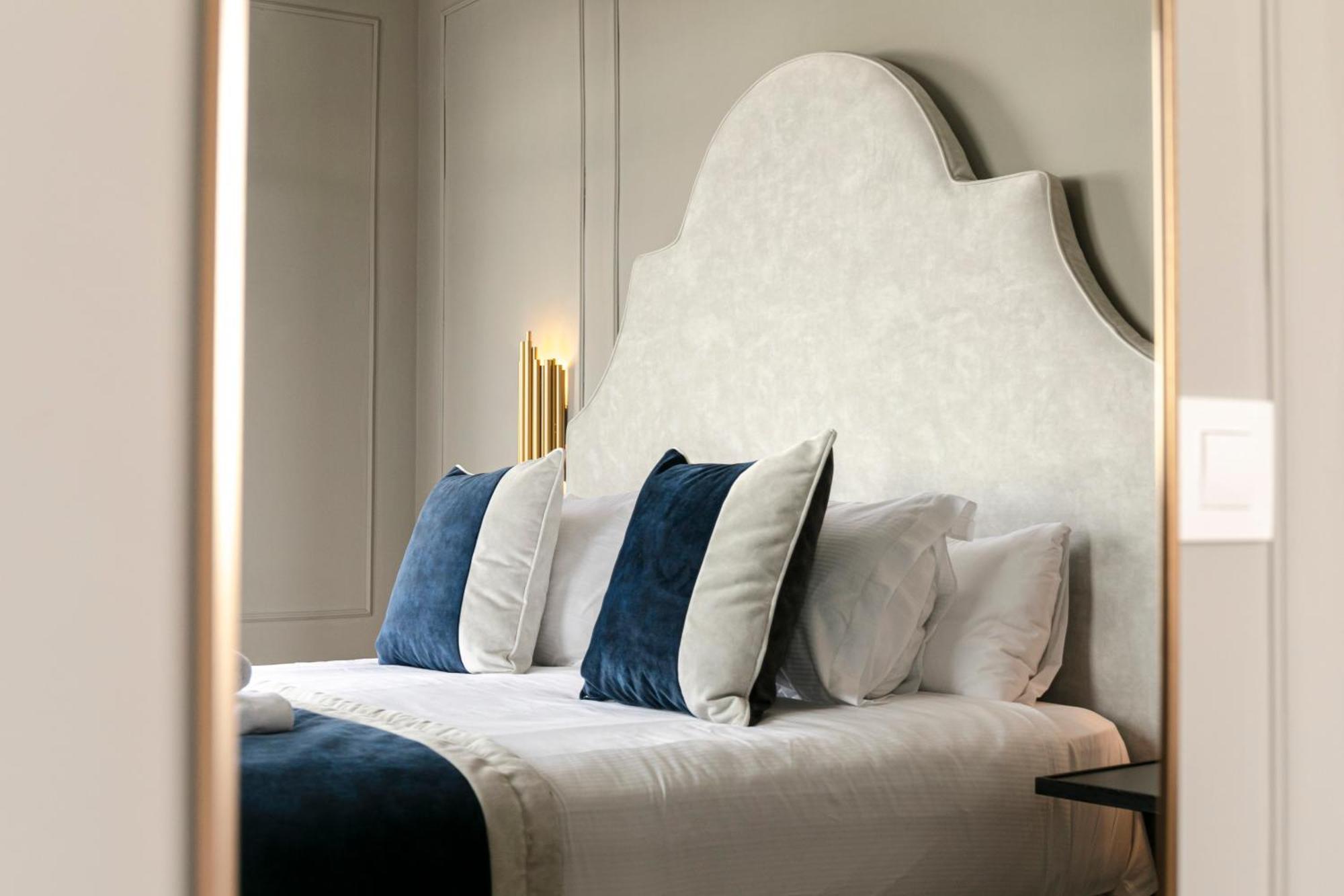 Isg Apartments The Most Exclusive Apartment In Sevillaparking Экстерьер фото