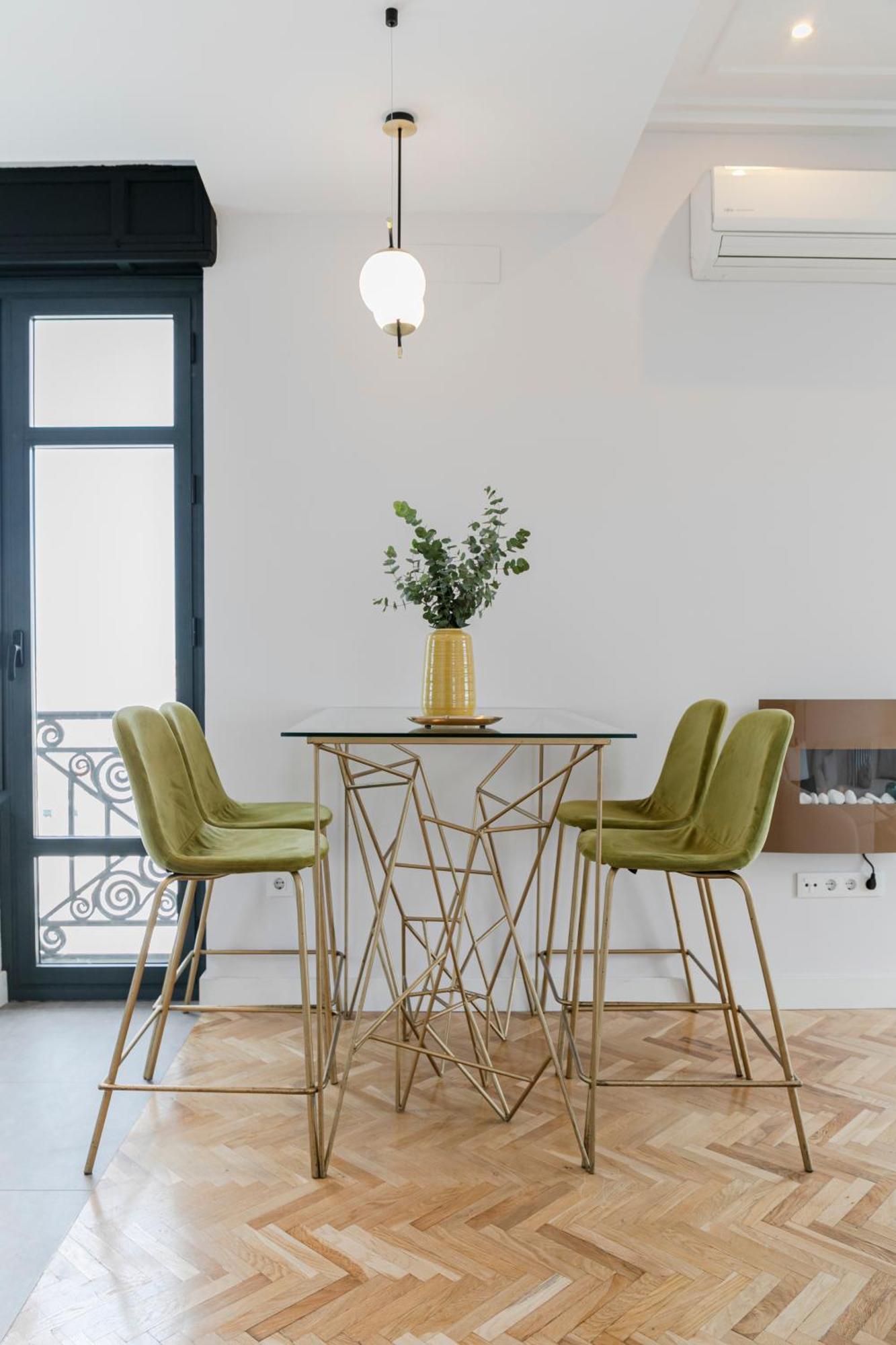 Isg Apartments The Most Exclusive Apartment In Sevillaparking Экстерьер фото
