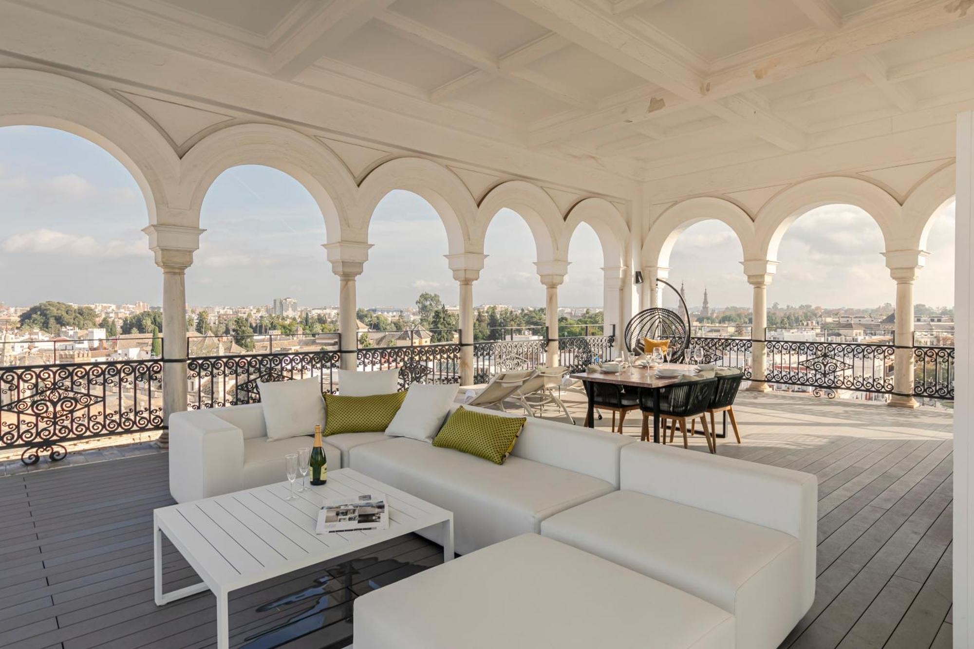 Isg Apartments The Most Exclusive Apartment In Sevillaparking Экстерьер фото